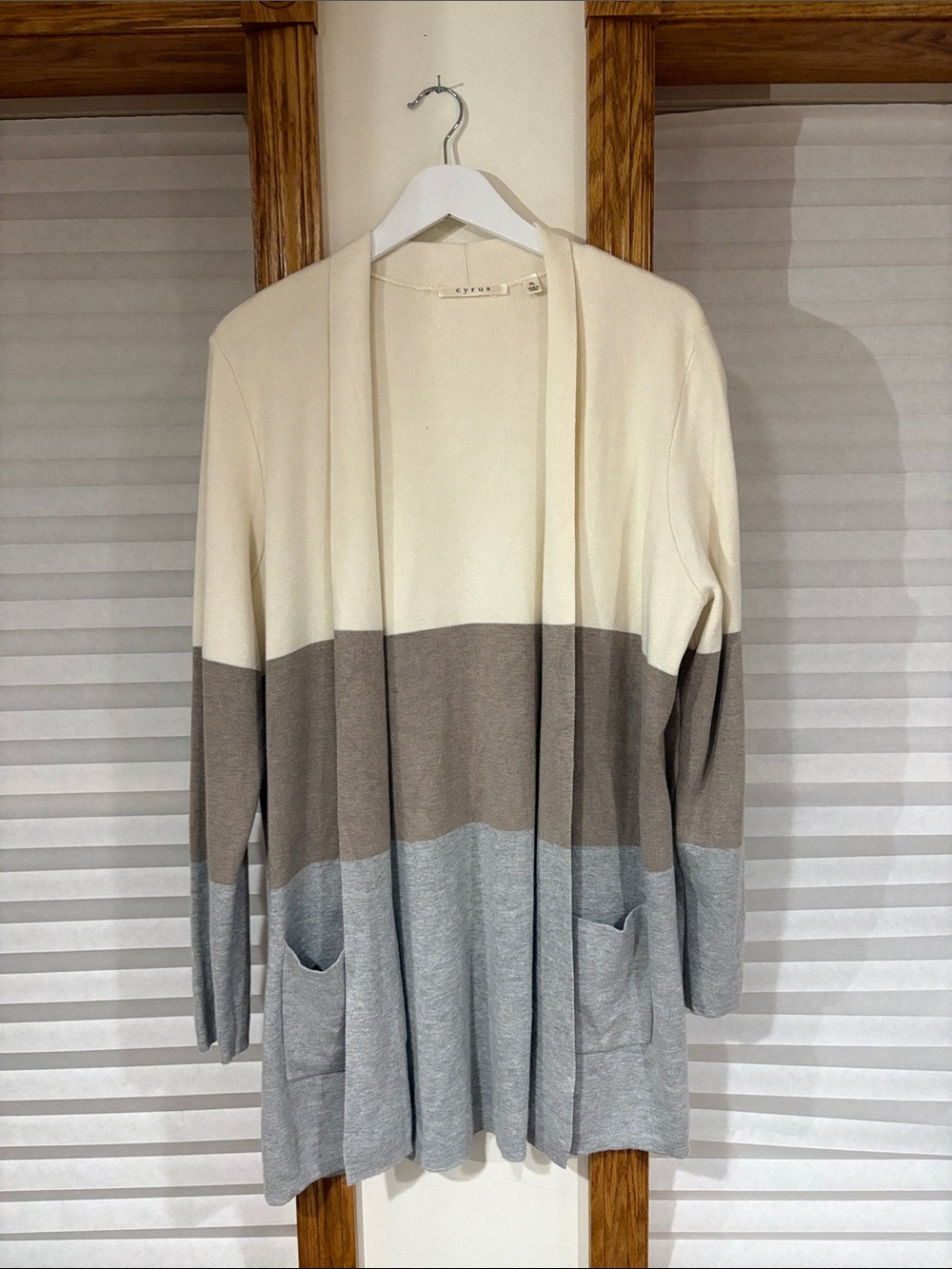 Cynthia Rowley Ivory Taupe Gray Colorblock Open-Front Cardigan
